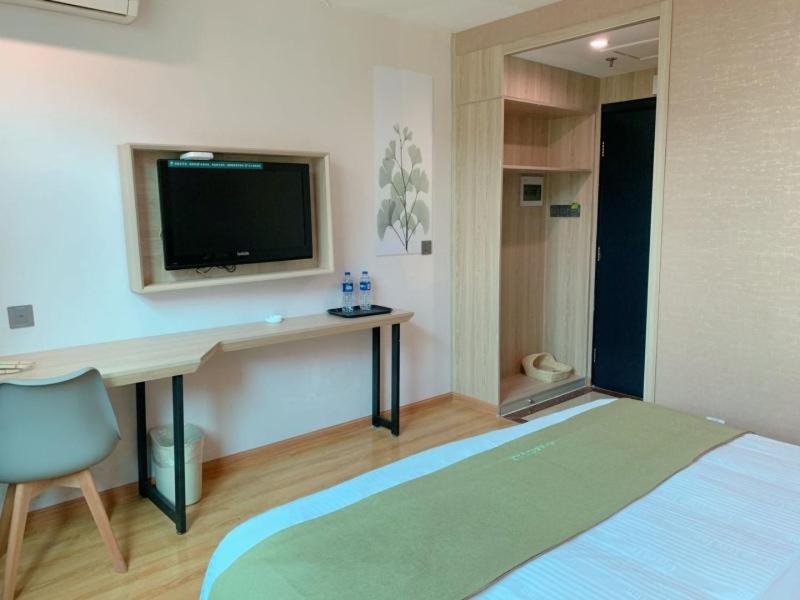 GreenTree Inn Cixi Suntang North Road Hotel, Hejiao, China