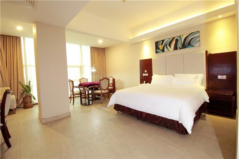 Lavande Hotel Dongguan Tangxia Branch, Tangxia, China