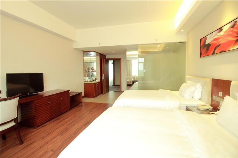 Lavande Hotel Dongguan Tangxia Branch, Tangxia, China