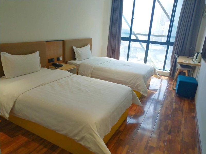 7Days Inn Xianyang Xingping Jincheng Road Branch, Xianyang, China
