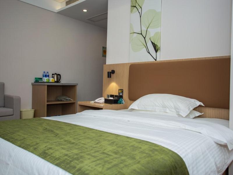 GreenTree Inn Lu'an Kaihong Plaza Express Hotel, Lu'an, China