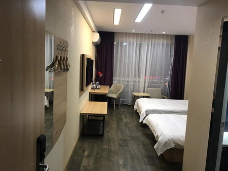 Thank Inn Plus Hotel Jiangsu Taizhou Gaogang Port Middle School, Taizhou, China