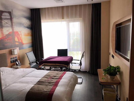 Thank Inn Plus Hotel Hebei Langfang Art Avenue Danfeng Park Exhibition, Langfang, China