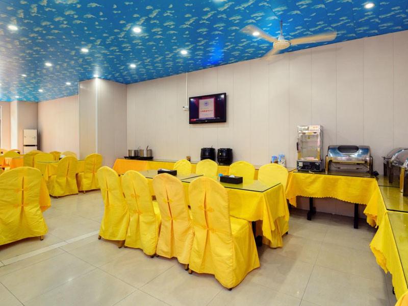 Vienna Hotel Huizhou Huiyang Danshui Road, Huizhou, China