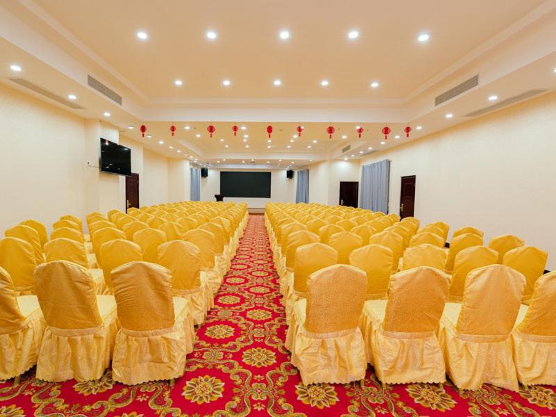 Vienna Hotel Huizhou Huiyang Danshui Road, Huizhou, China