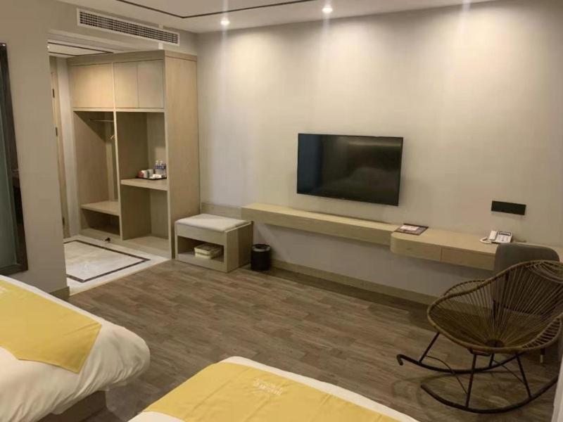 Shell Xuzhou Tongshan District Maocun Town Renmin Road Hotel, Xuzhou, China