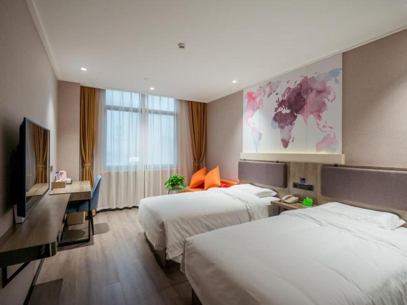 Vatica Wuxi Yixing City Renmin Road Hotel, Yixing, China