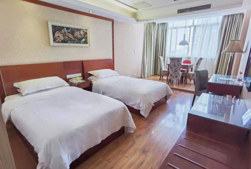 Vienna Hotel Nantong Tongzhou Bus Station, Tongzhou, China