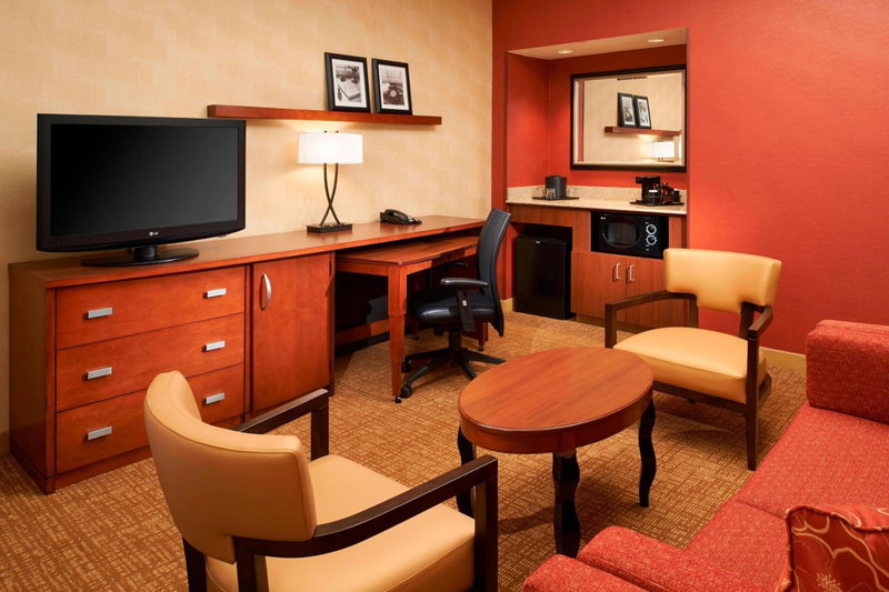 Courtyard by Marriott Chicago Naperville, Naperville, United States