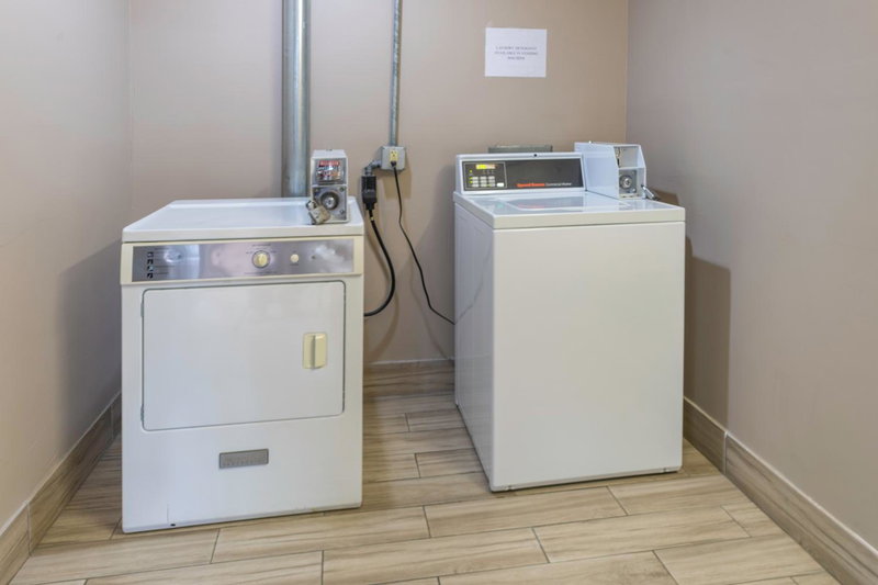 BridgePointe Inn & Suites by BPhotels, Council Bluffs, Omaha Area, Council Bluffs, United States