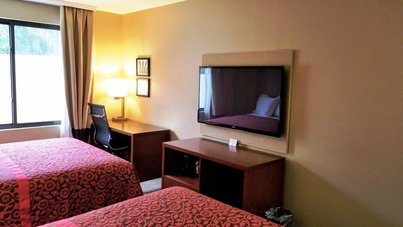 Days Inn by Wyndham Brooklyn Marine Park, Brooklyn, United States
