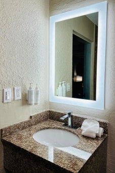 Days Inn by Wyndham Ocala North, Ocala, United States