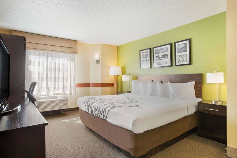 Spark By Hilton Grand Rapids, Grand Rapids, United States
