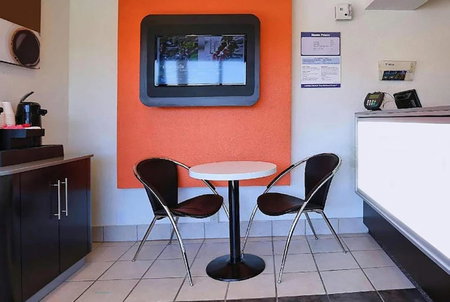 Super 8 by Wyndham Walnut Creek, Walnut Creek, United States
