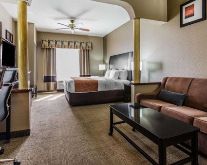 Comfort Suites Bakersfield, Bakersfield, United States