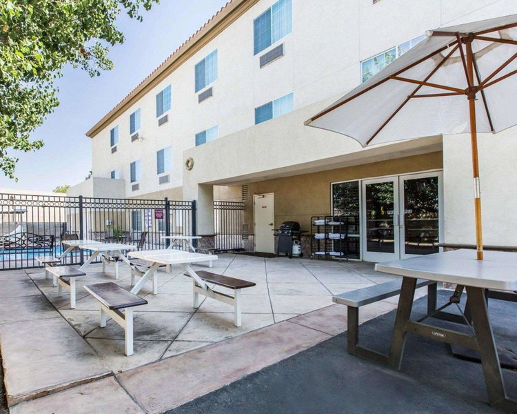 Comfort Suites Bakersfield, Bakersfield, United States