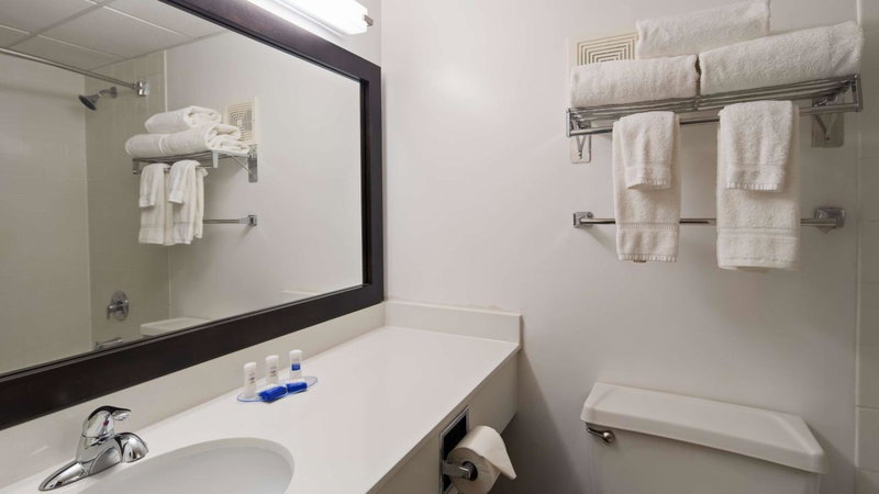 Albany Airport Inn, Albany, United States