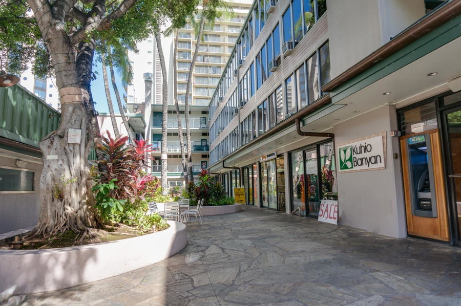 Kuhio Banyan Hotel (with Kitchenettes), Honolulu, United States