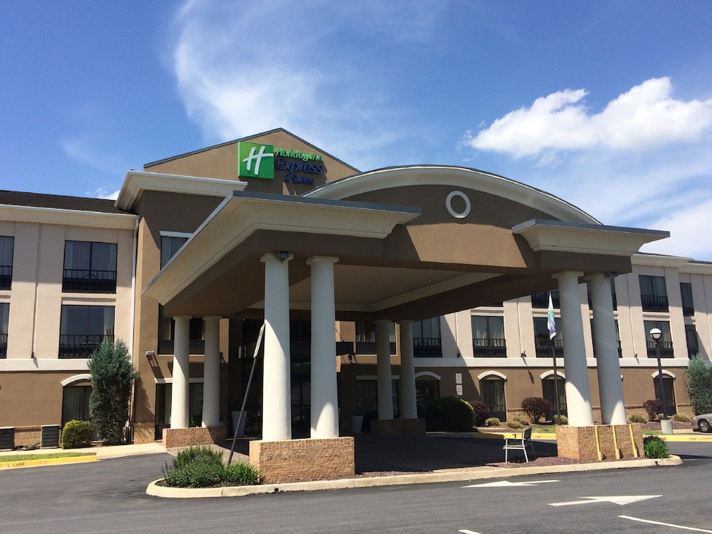 Holiday Inn Express Hotel & Suites Winchester by IHG, United States