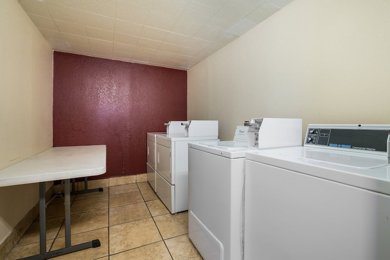 Red Roof Inn North Dallas - Park Central, Dallas, United States