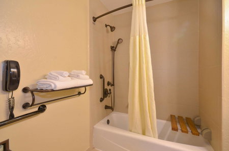 Best Western The Inn & Suites Pacific Grove, Pacific Grove, United States