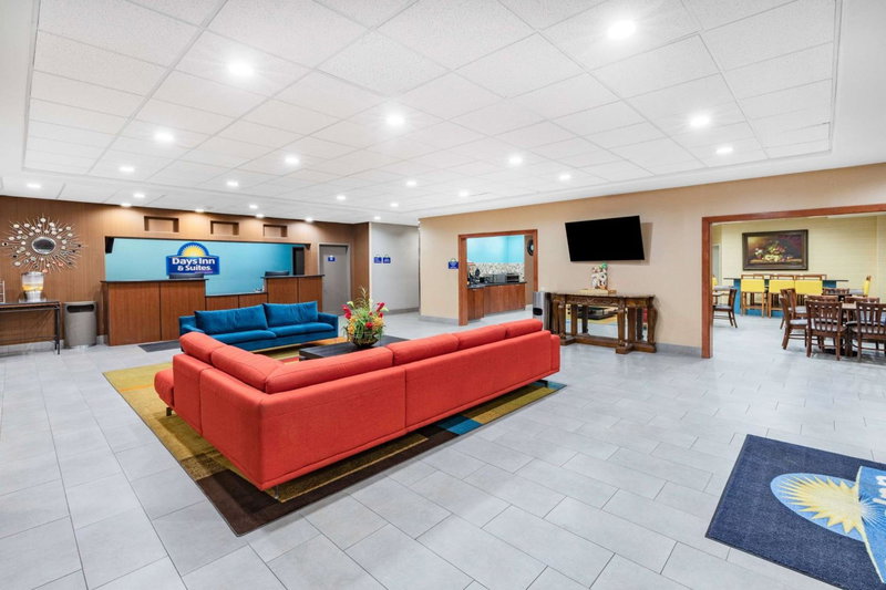 Days Inn & Suites by Wyndham San Antonio near Frost Bank Center, San Antonio, United States