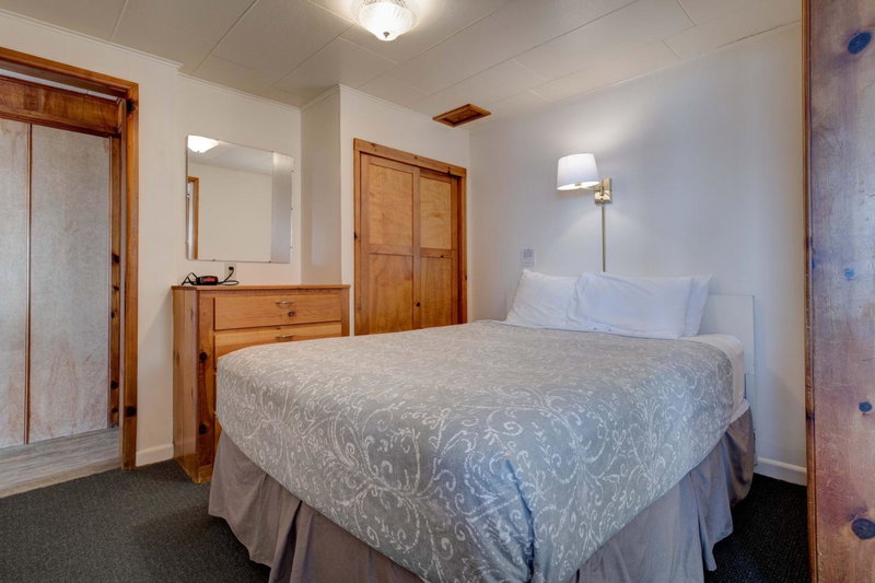 Ester Lee Oceanview Inn, Lincoln City, United States