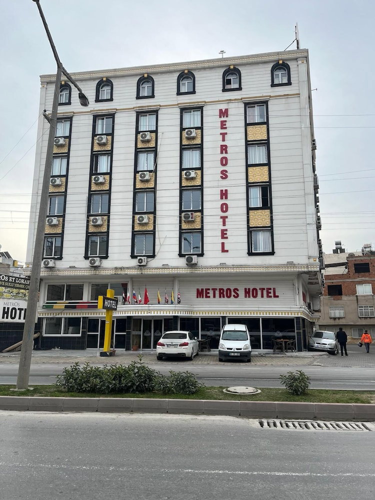Metros Hotel, Turkey