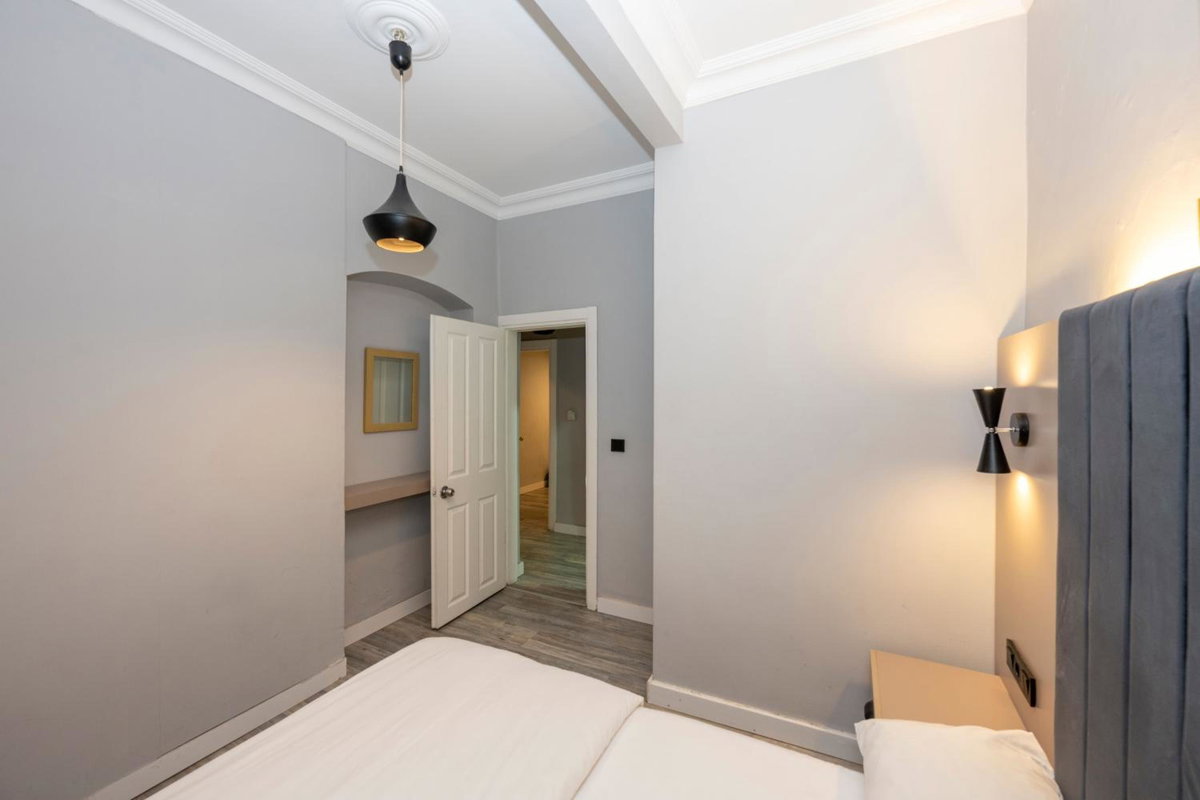 Hotel · Cirrus Suites, Istanbul