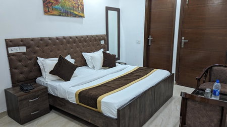 Mauryan Elite Hotel Qutab Minar Metro Station, New Delhi, India