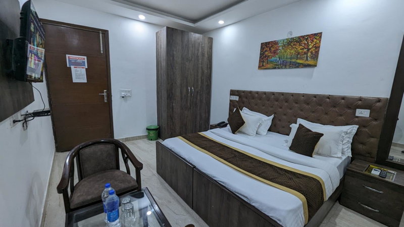 Mauryan Elite Hotel Qutab Minar Metro Station, New Delhi, India