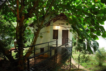 Le Eden Premium Wayanad Pool Resort, Sultan Bathery, India
