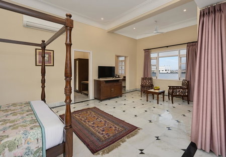 Boheda Manor - Luxury Retreat, Udaipur, India