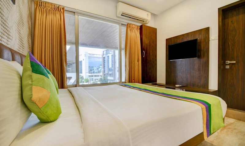 Treebo Kuval Inn, Pune, India