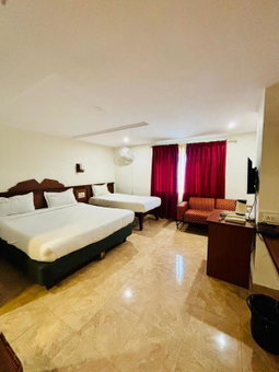 Hotel Sandalwood Inn - Rooms and Spa, Bangalore, India