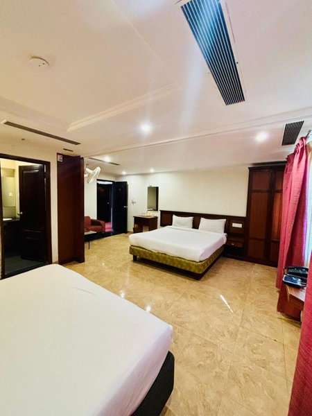 Hotel Sandalwood Inn - Rooms and Spa, Bangalore, India