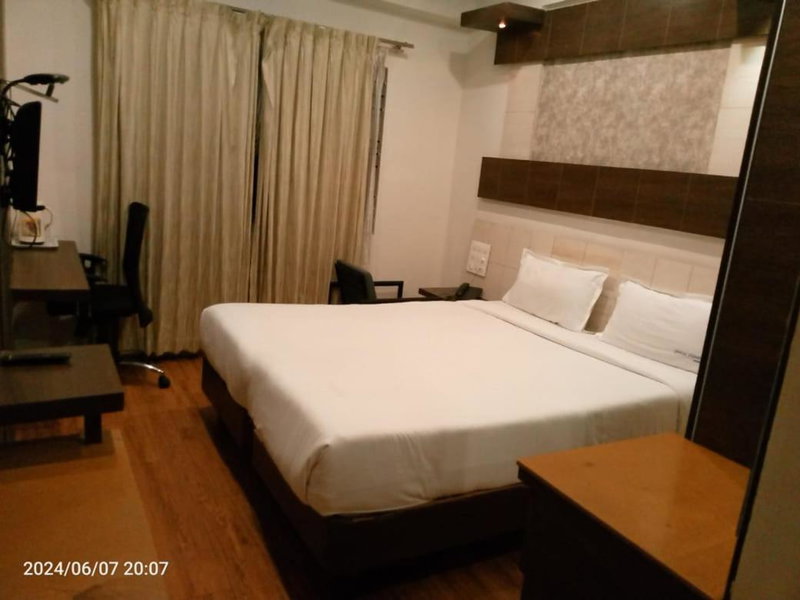 Hotel Sandalwood Inn - Rooms and Spa, Bangalore, India