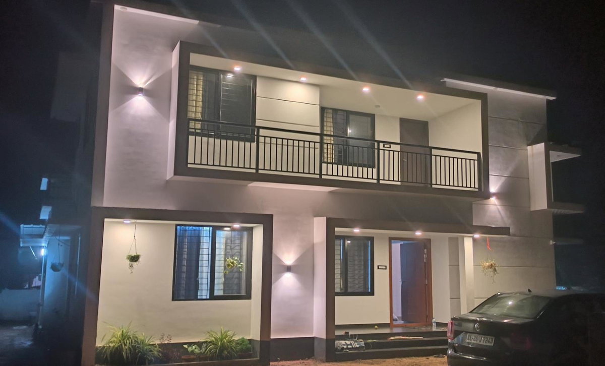 Hotel · UnnisHome, Adūr