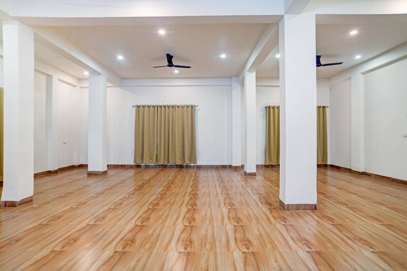 Townhouse Pine Tree, Indore, India