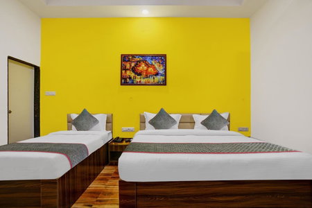 Townhouse Pine Tree, Indore, India
