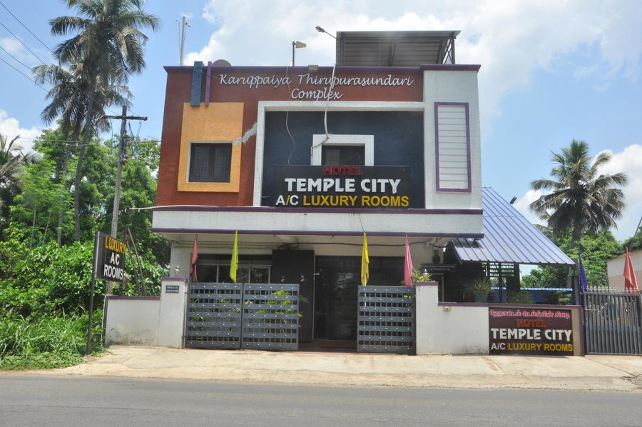 Hotel Temple City, Papanāsam, India