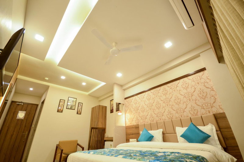 Hotel Repose, Ahmedabad, India