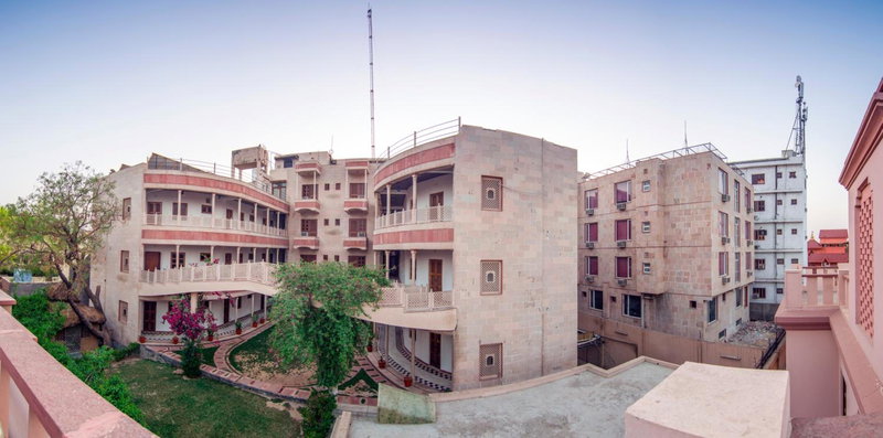 Hotel Bhakti Dhama, Vrindāvan, India