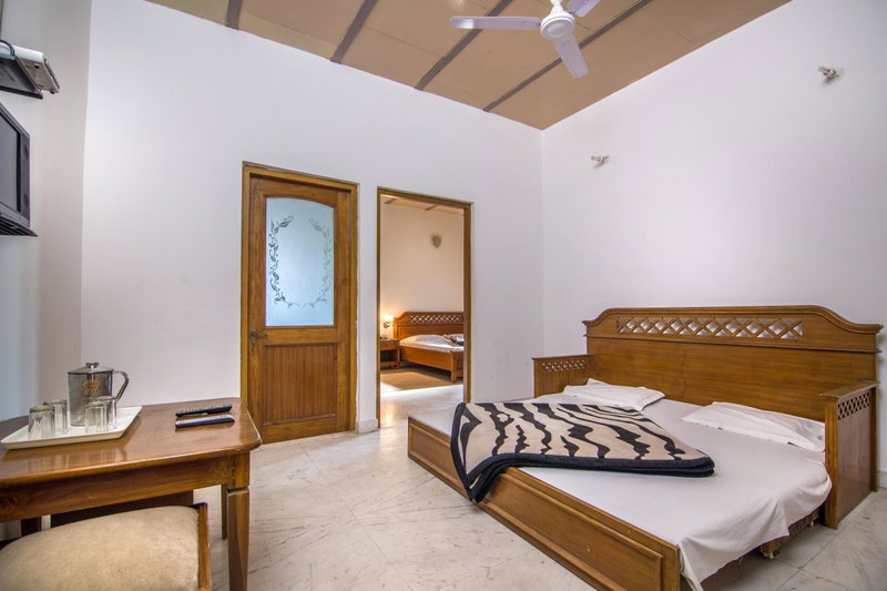 Hotel Bhakti Dhama, Vrindāvan, India
