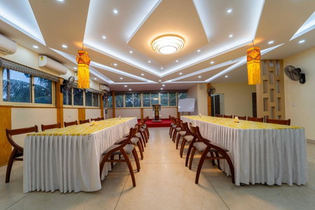 Treebo Sree Varshavilas Regency, 500 Mtrs From Guruvayoor Temple, Guruvāyūr, India