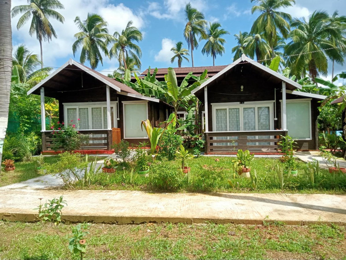 Adhvasaha Beach Spa Resort, India