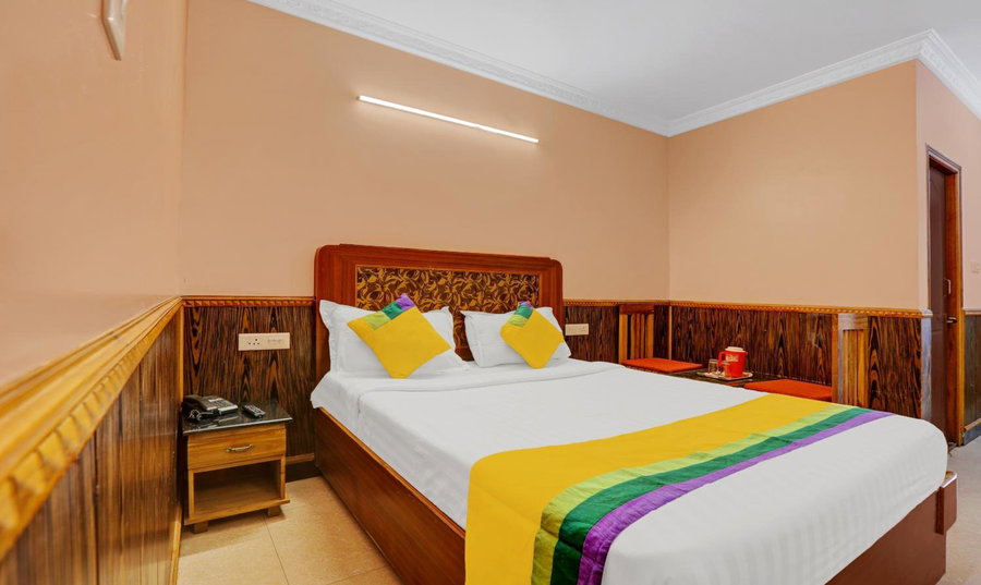 Itsy Hotels Rain Forest, 1 km from Rose Garden, Ooty, India