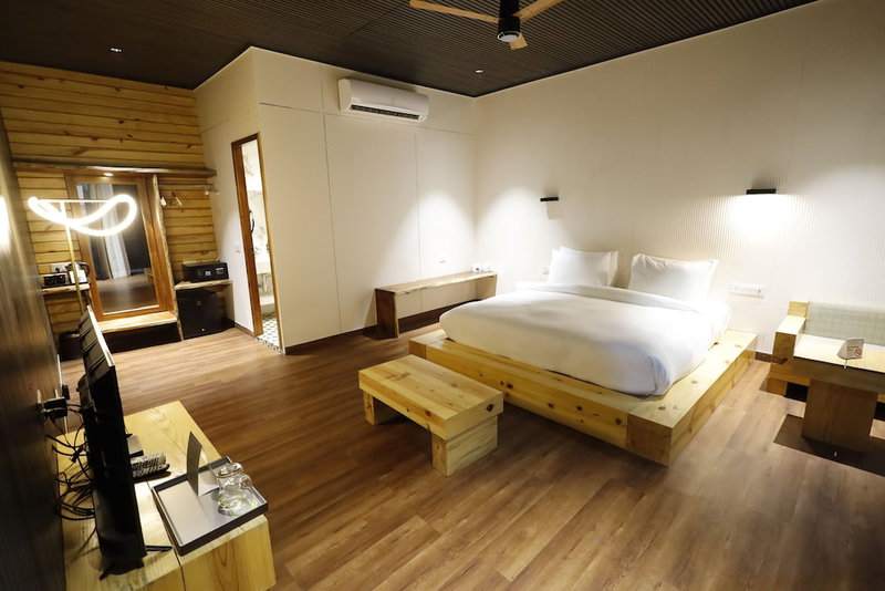 WelcomHeritage Tarangi Ramganga Resort, Corbett, Salt, India