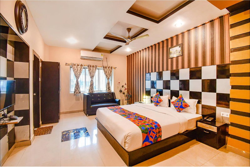 FabHotel Prime Rockstar Suites - Nr Park Circus 7 Point, Kolkata, India