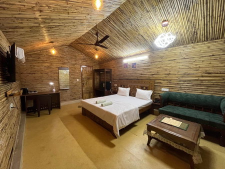 Gopika Resort, Vrindāvan, India